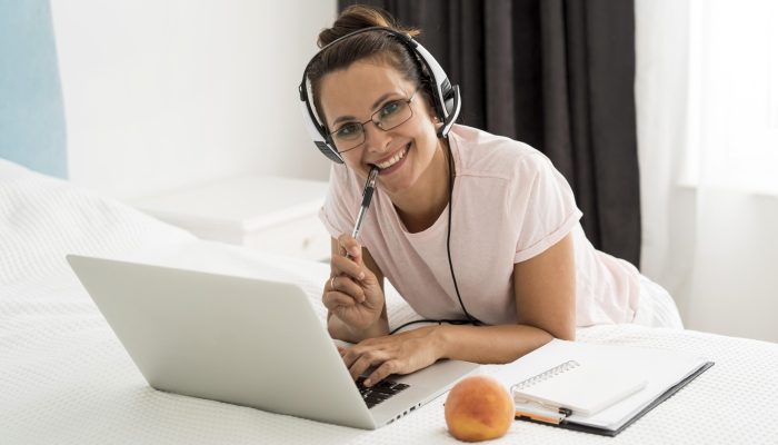 INSTRUCTOR ONLINE